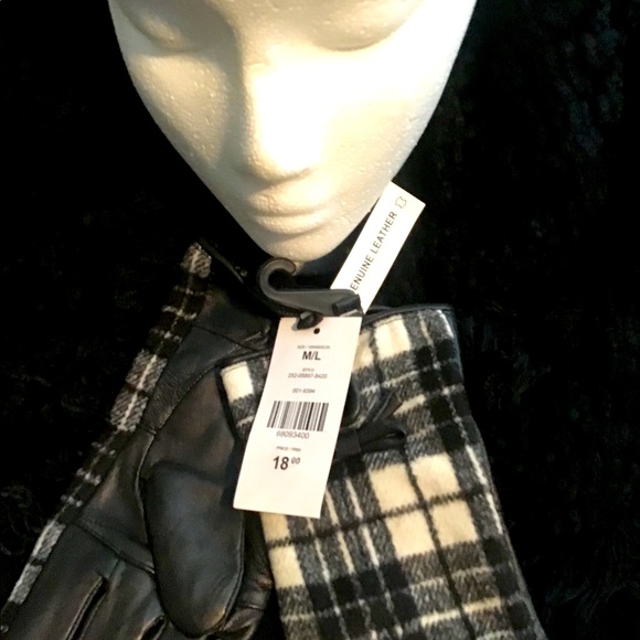 Brand new never worn black and white gloves - Picture 1 of 16